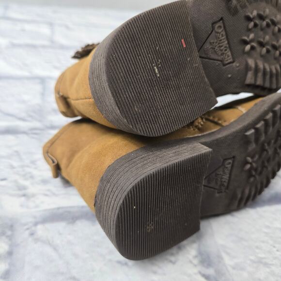 OshKosh B'Gosh Tan Faux Suede Booties Shoes Fringe size 6 Baby Girl's Lug Sole - Picture 11 of 15